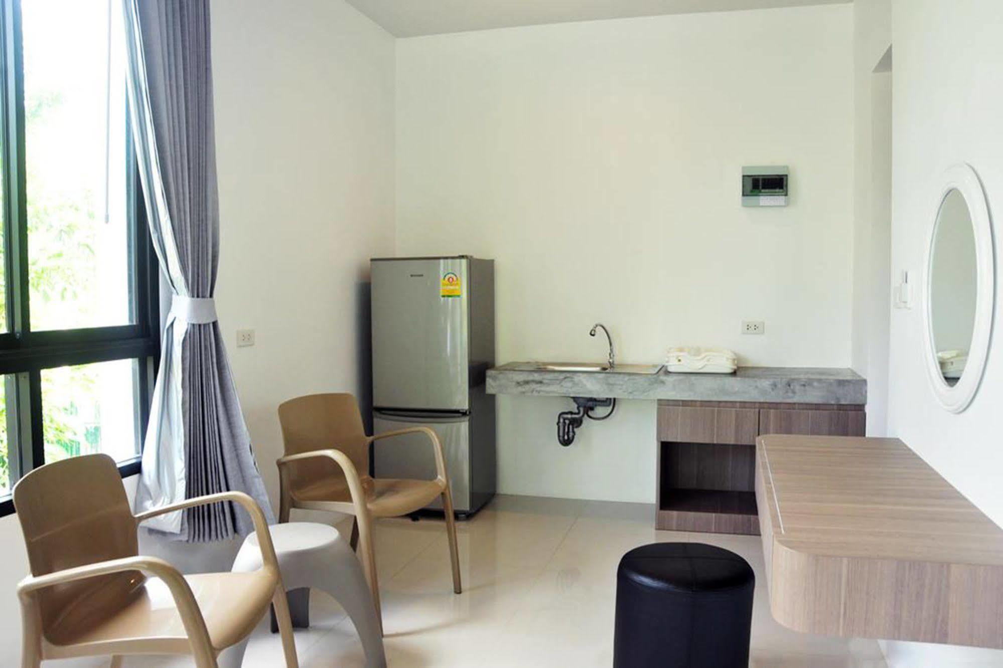 Dusit Naka Place Phuket Exterior photo